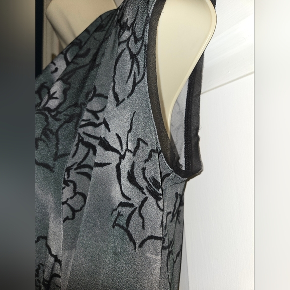 Simply Vera Vera Wang Black and Gray Cowl Neck Knee Length Dress, XS - Picture 3 of 9